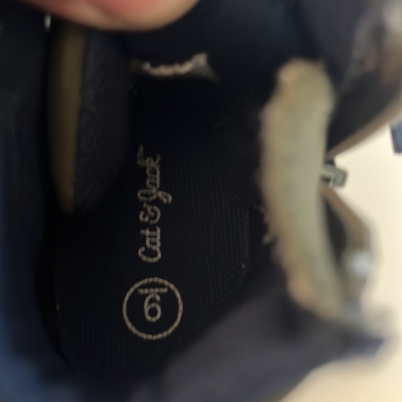 Cat and Jack boots. Size 9. Color is green. - Picture 2 of 4